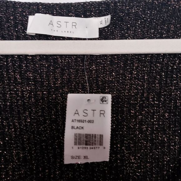ASTR wide neck shimmer sweater size XL - Picture 5 of 7